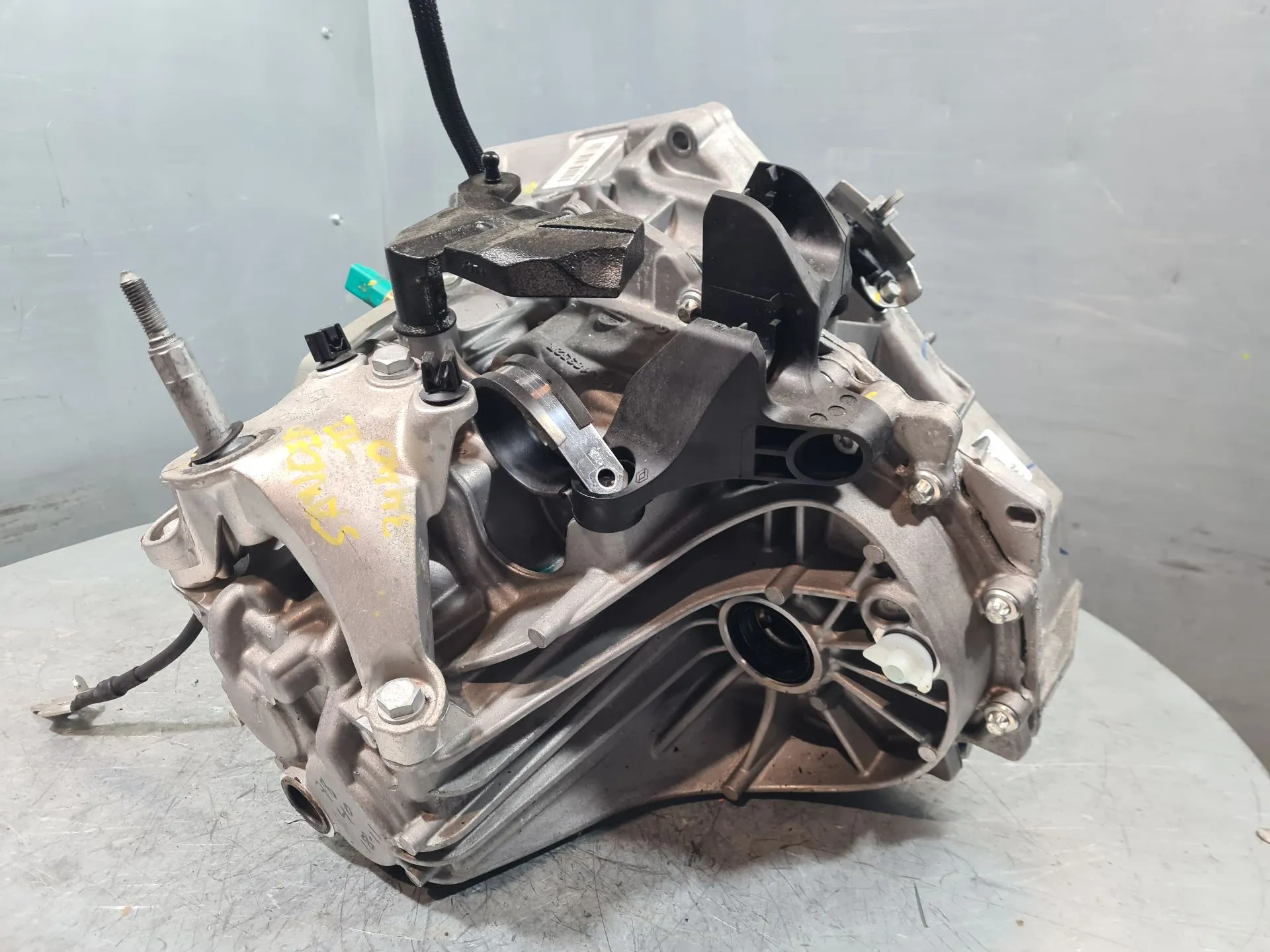 Manual gearbox DACIA Sandero III Imagem-4