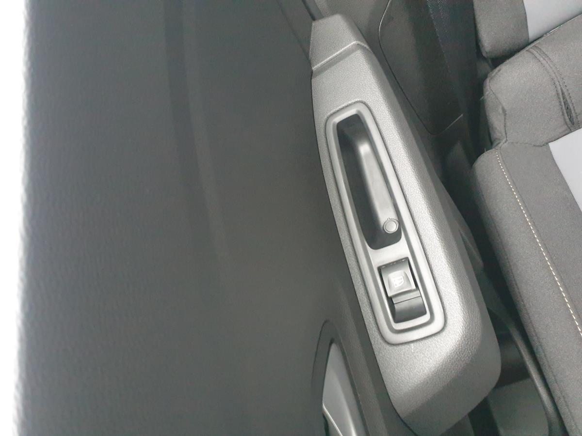 Comando / botão / interruptor vidros trás direito DACIA Sandero III