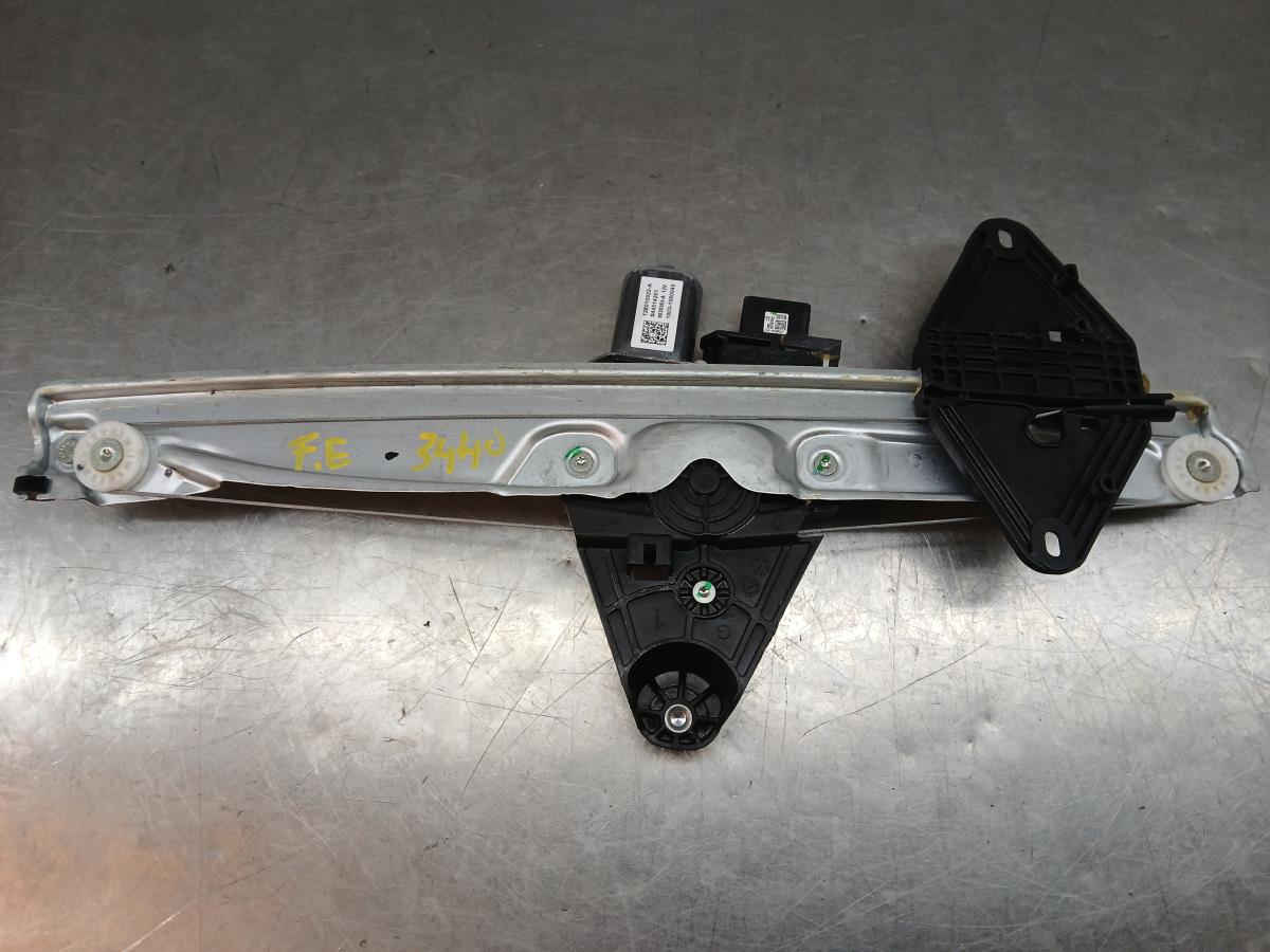 Lève-vitre avant gauche DACIA Sandero III