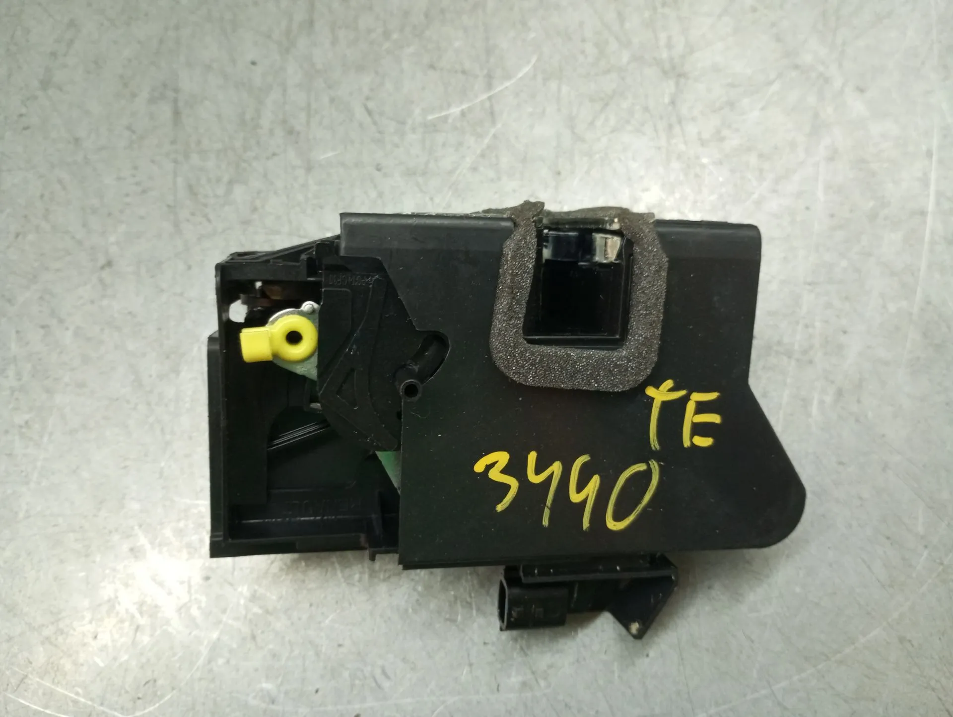 Serratura / chiusura posteriore Sinistra DACIA Sandero III