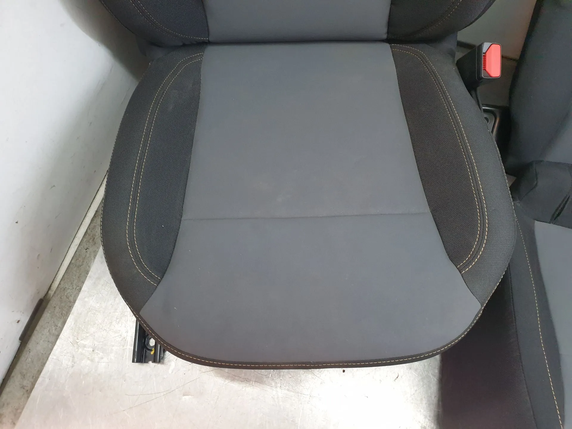 Conjunto de bancos DACIA Sandero III Imagem-6