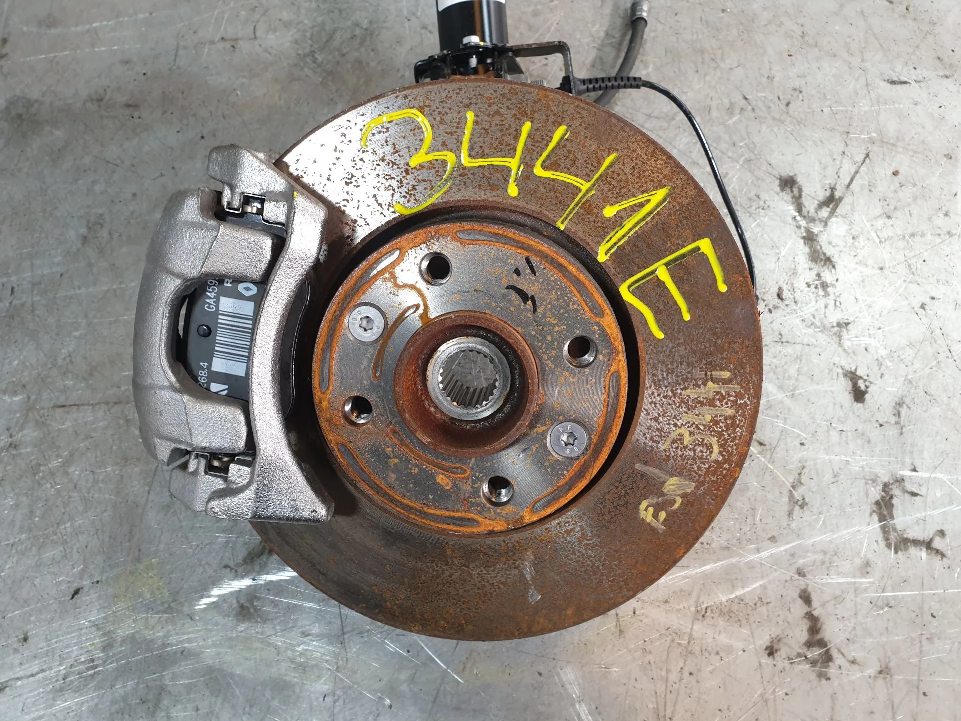 Fusello anteriore sinistro DACIA Sandero III