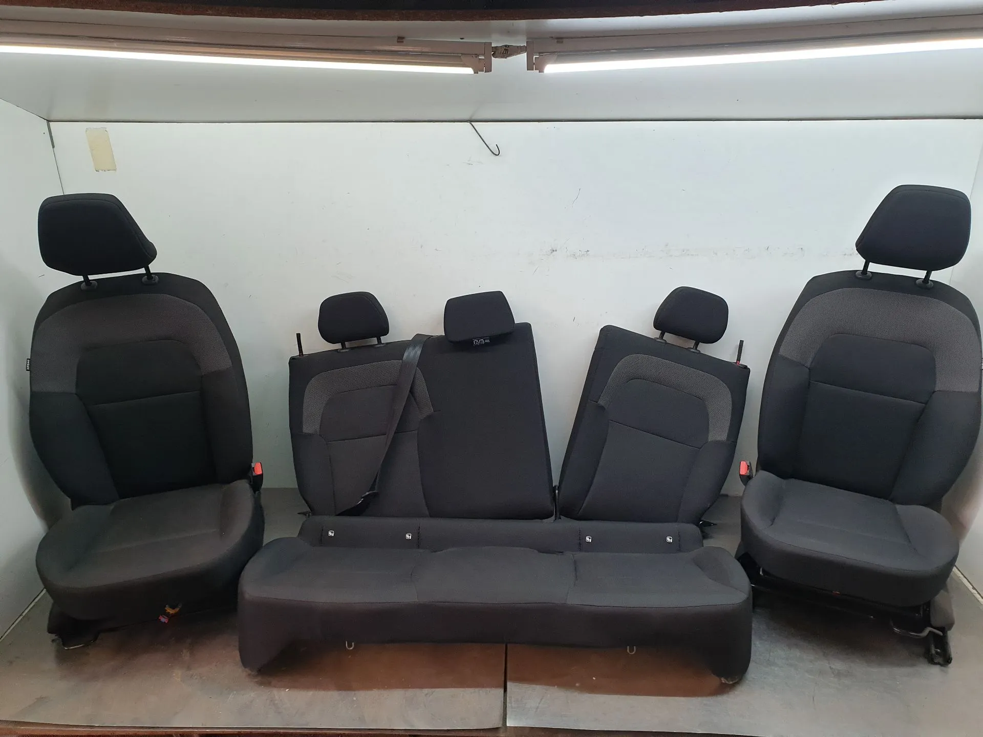 Conjunto de bancos DACIA Sandero III Imagem-0