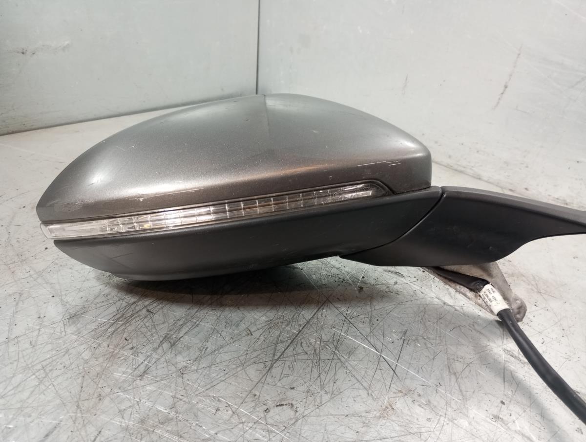 Retrovisore destro VOLKSWAGEN Golf VII (5G1, BQ1, BE1, BE2)