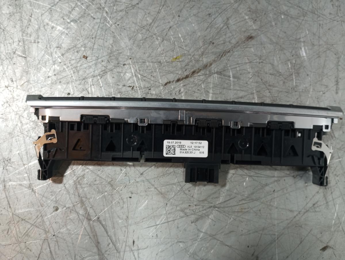 Bouton de Warning/ interrupteur 4 feux de détresse AUDI Q2 (GA) Imagem-3