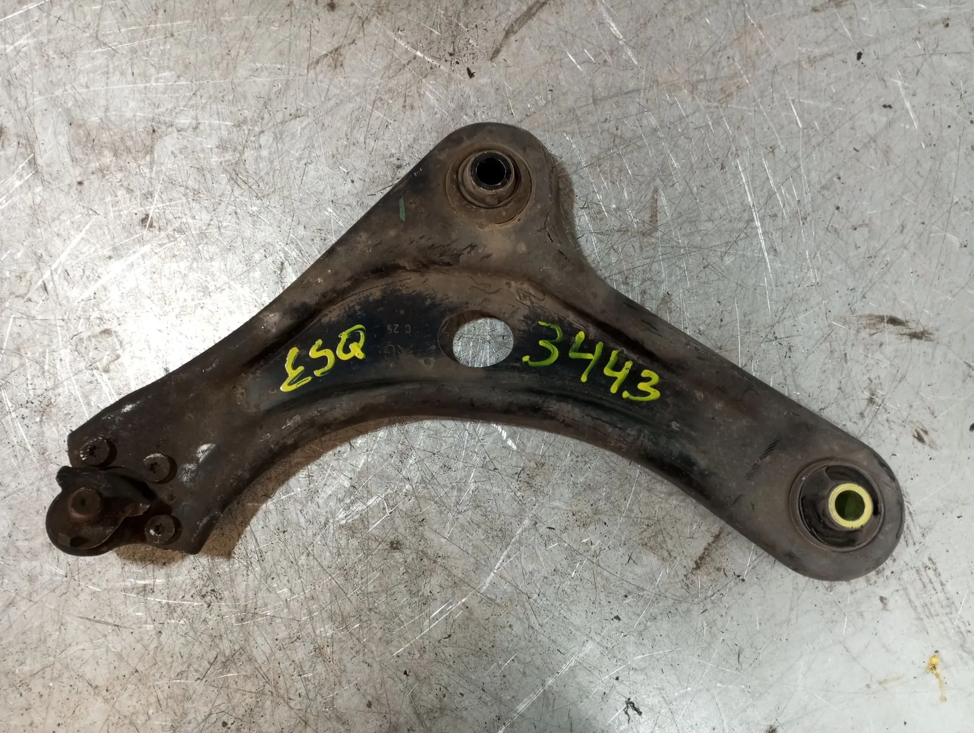 Braccio di sospensione anteriore sinistro CITROËN DS3