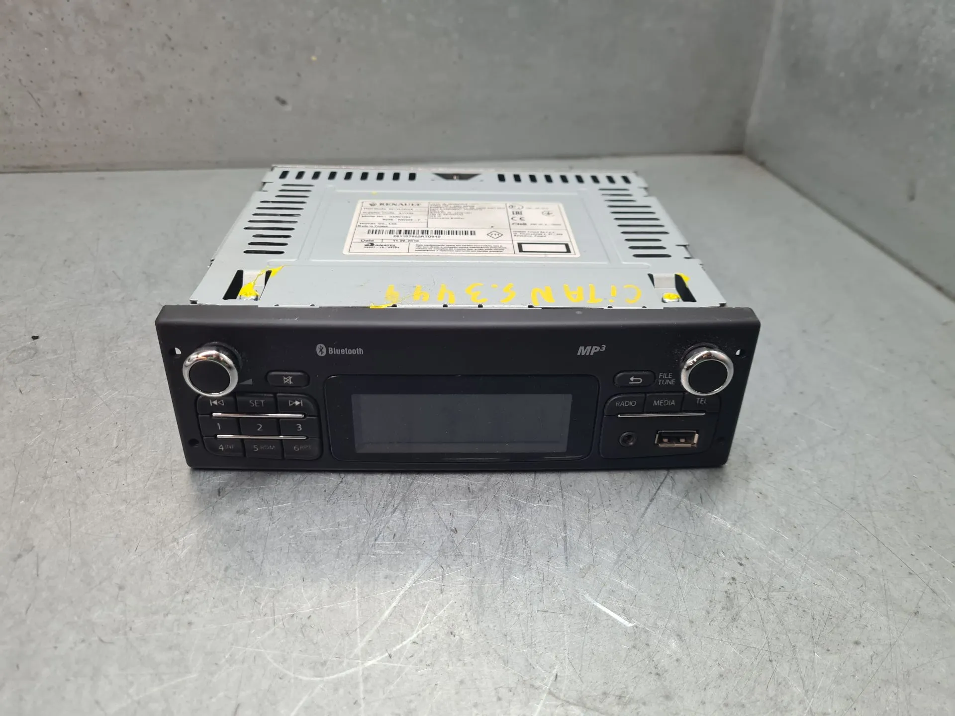 Car radio MERCEDES-BENZ Citan (415)