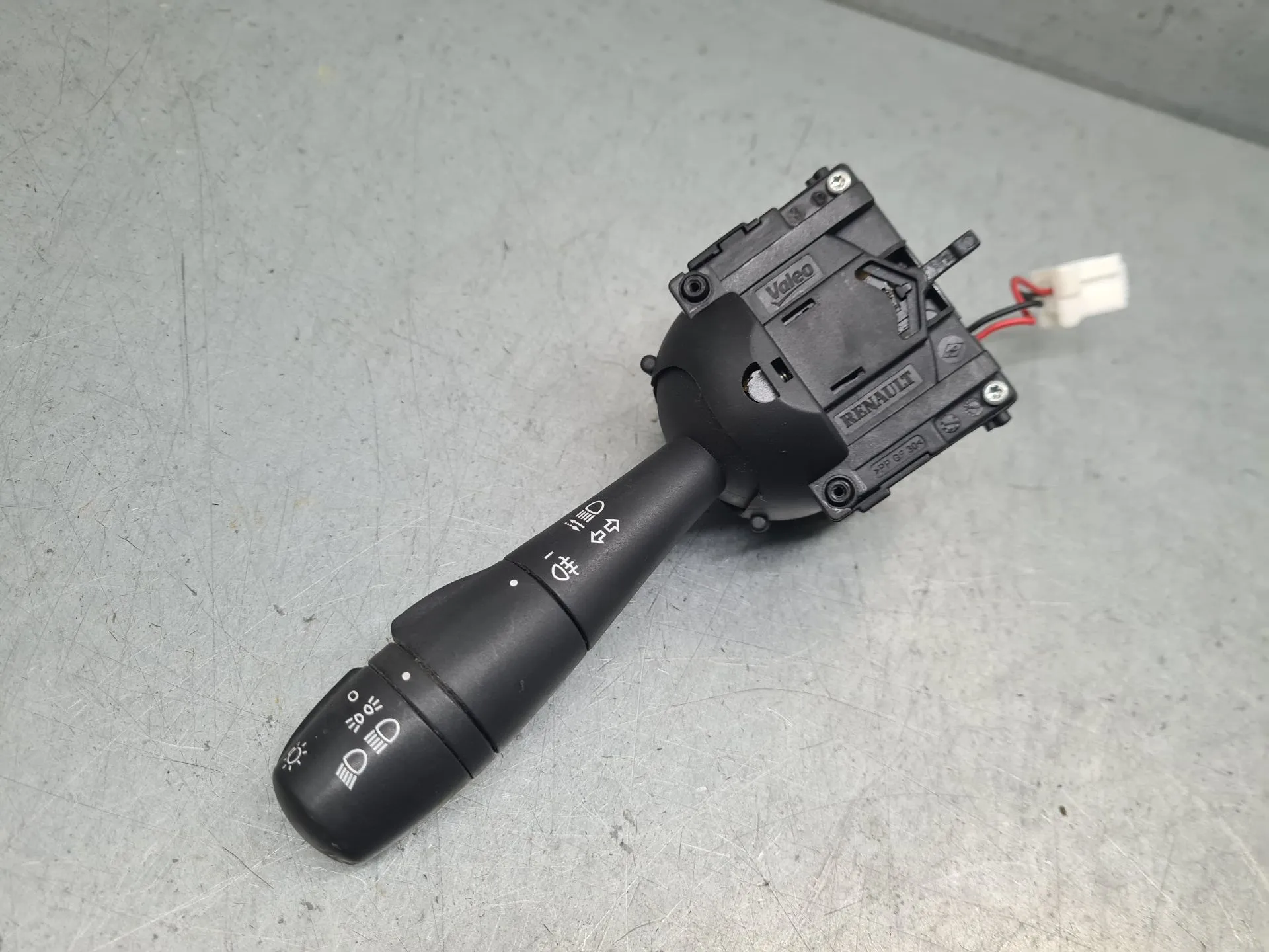 Leva delle frecce RENAULT Trafic III (FG_)