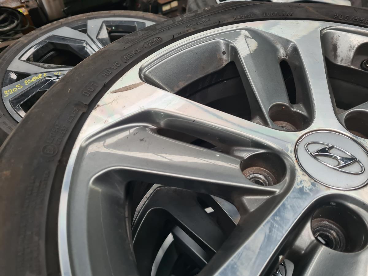 Set di cerchi HYUNDAI i30 (GD) Imagem-3