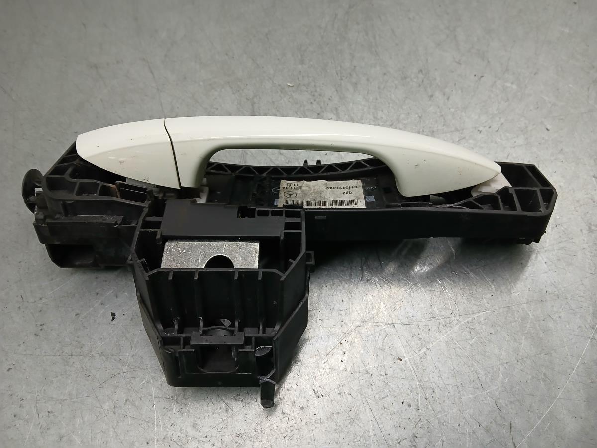 Poignée de porte avant Droite MERCEDES-BENZ Classe A (W176)