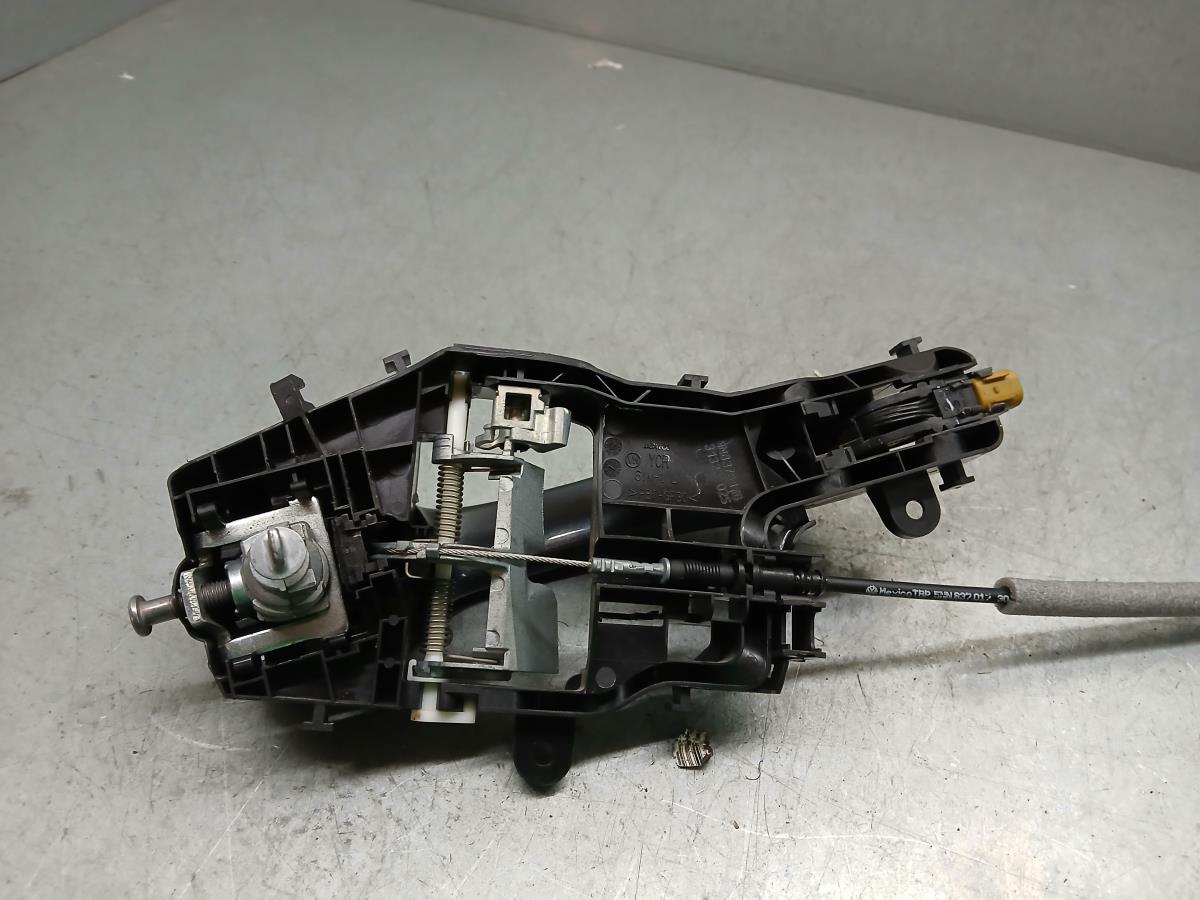 Puxador porta frente esquerda VOLKSWAGEN Tiguan Allspace (BW2) Imagem-2