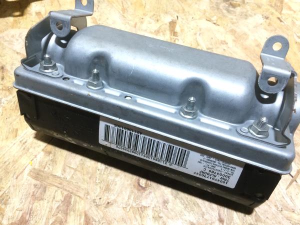 Airbag passageiro MERCEDES-BENZ Classe E (W211) Imagem-1