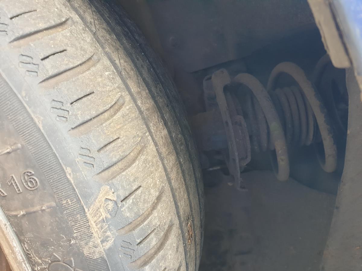 Ammortizzatore Anteriore Sinistro FORD Fiesta VI (CB1, CCN)