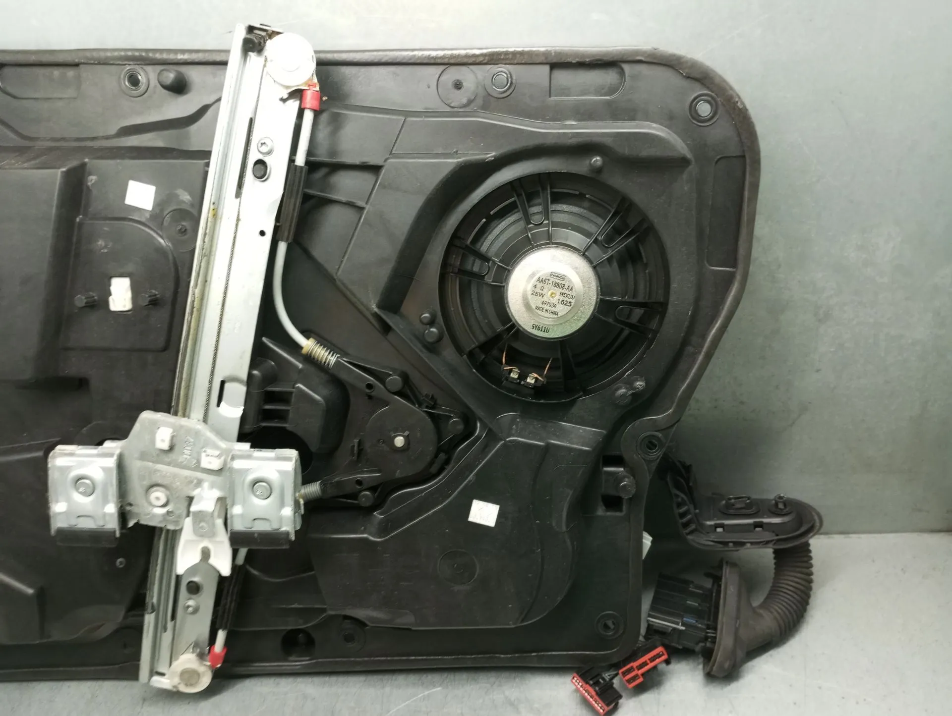 Lève-vitre avant gauche FORD Fiesta VI (CB1, CCN) Imagem-5