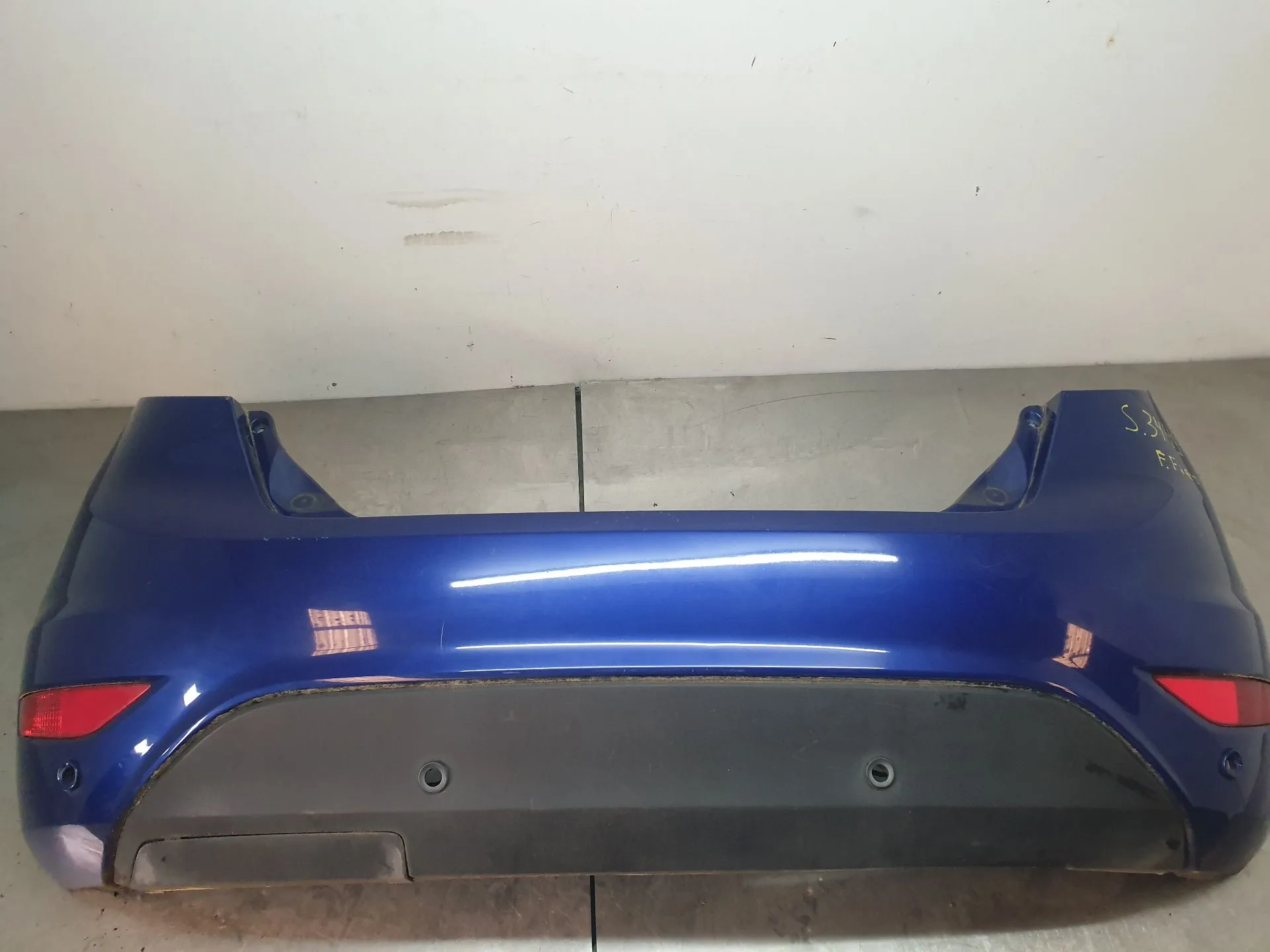 Paraurti posteriore FORD Fiesta VI (CB1, CCN)