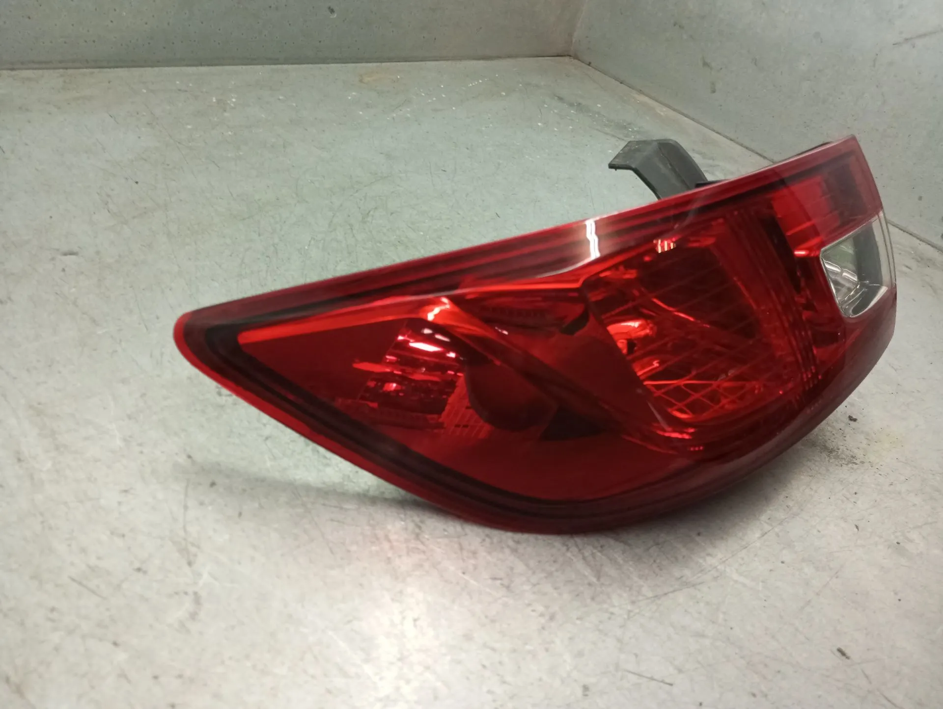 Feu arrière Gauche RENAULT Clio IV (BH_) Imagem-1