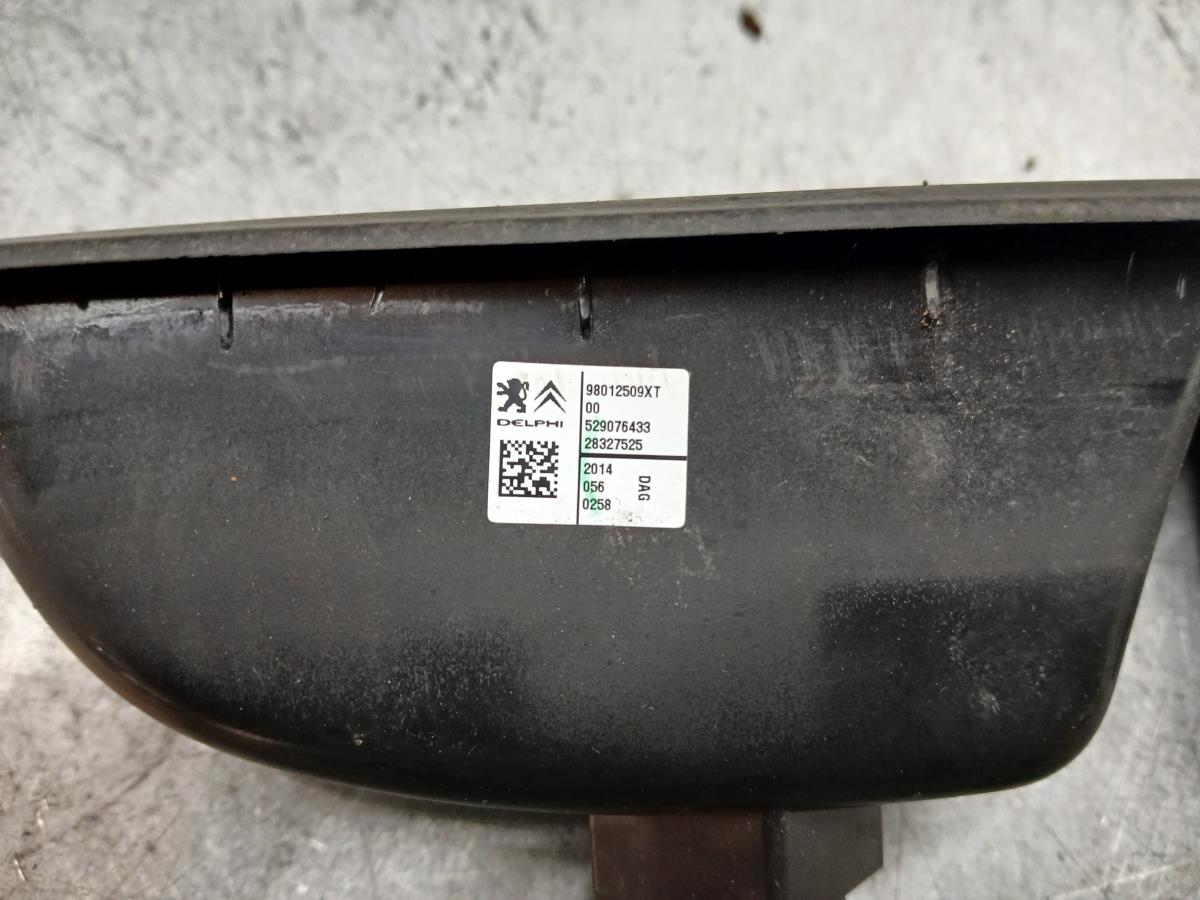 Commande / interrupteur lève-vitre Avant gauche CITROËN DS3 Imagem-3