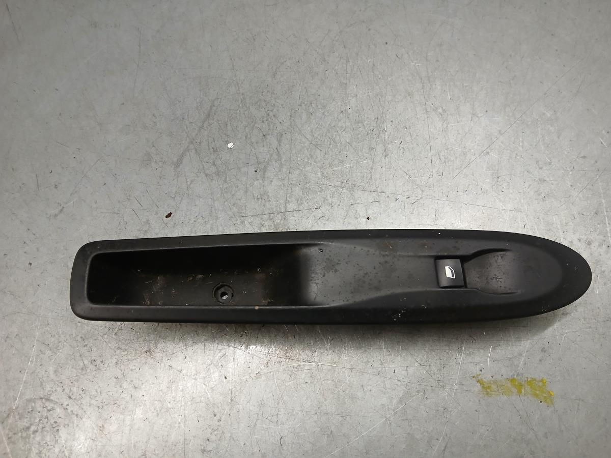 Mando / interruptor elevalunas delantero derecho CITROËN DS3