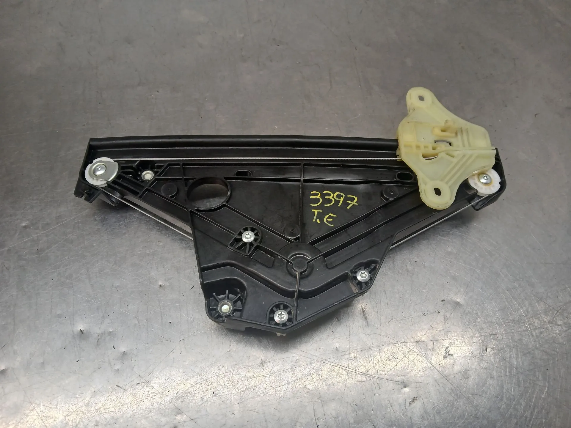 Elevador vidros trás esquerdo RENAULT Clio V (BF_) Imagem-2