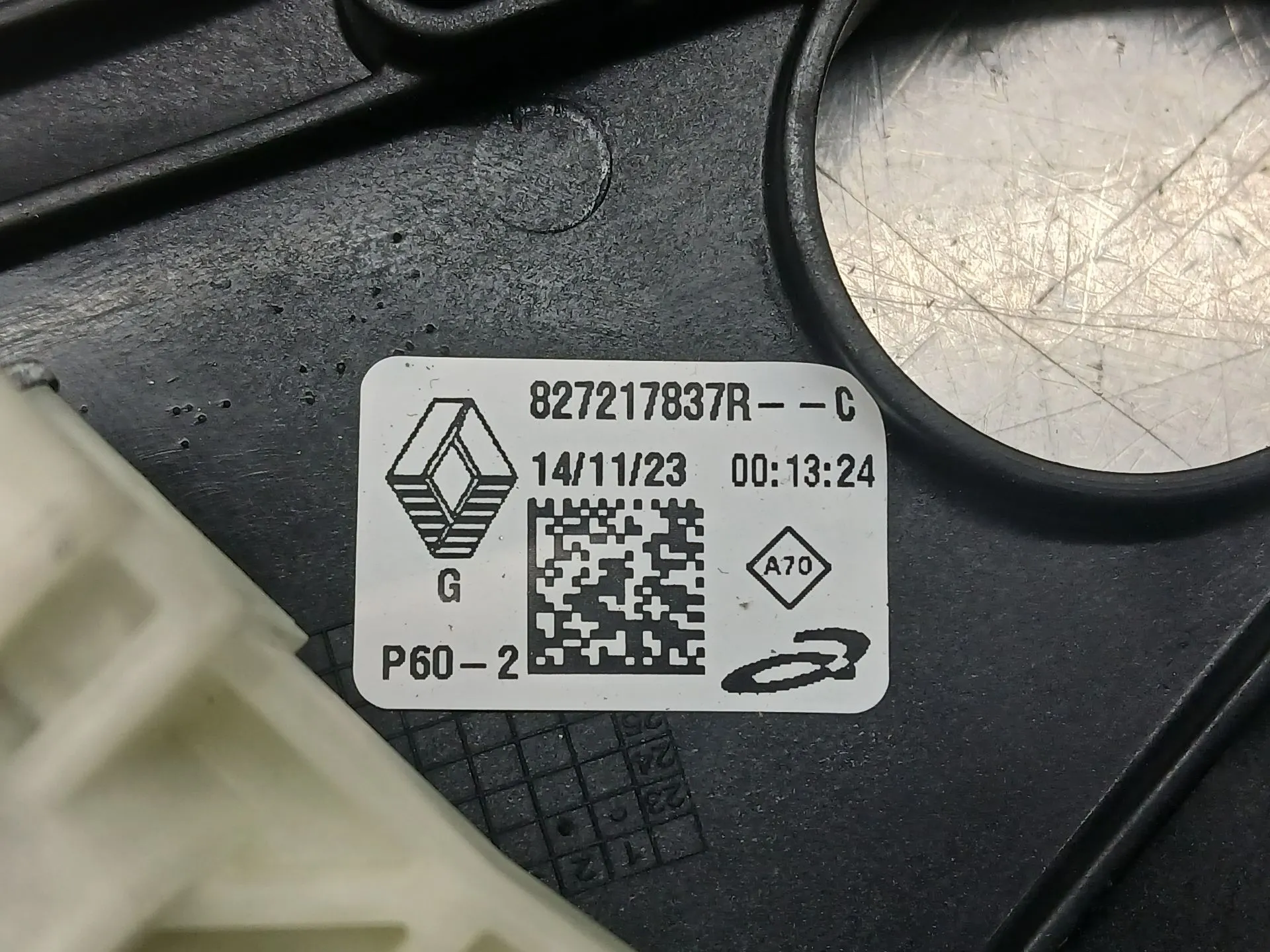 Elevador vidros trás esquerdo RENAULT Clio V (BF_) Imagem-4