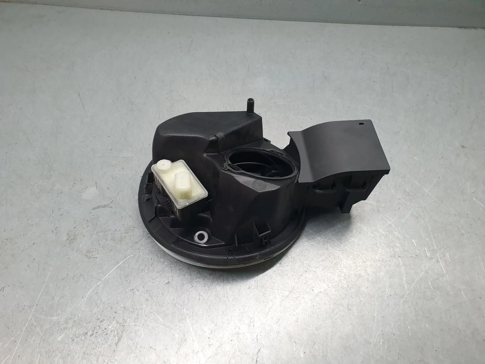 Tapa exterior combustible RENAULT Clio V (BF_) Imagem-1