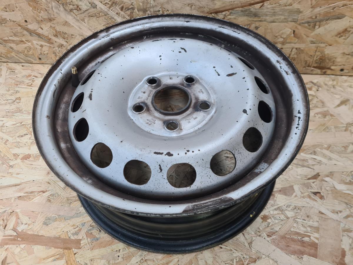 Cerchio Anteriore Sinistro VOLKSWAGEN Caddy III (2K, 2C)