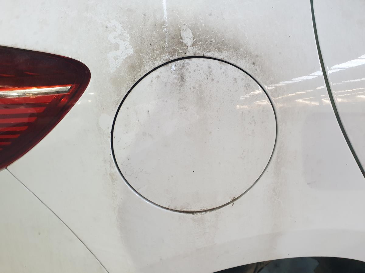 Tapa exterior combustible RENAULT Clio V (BF_)