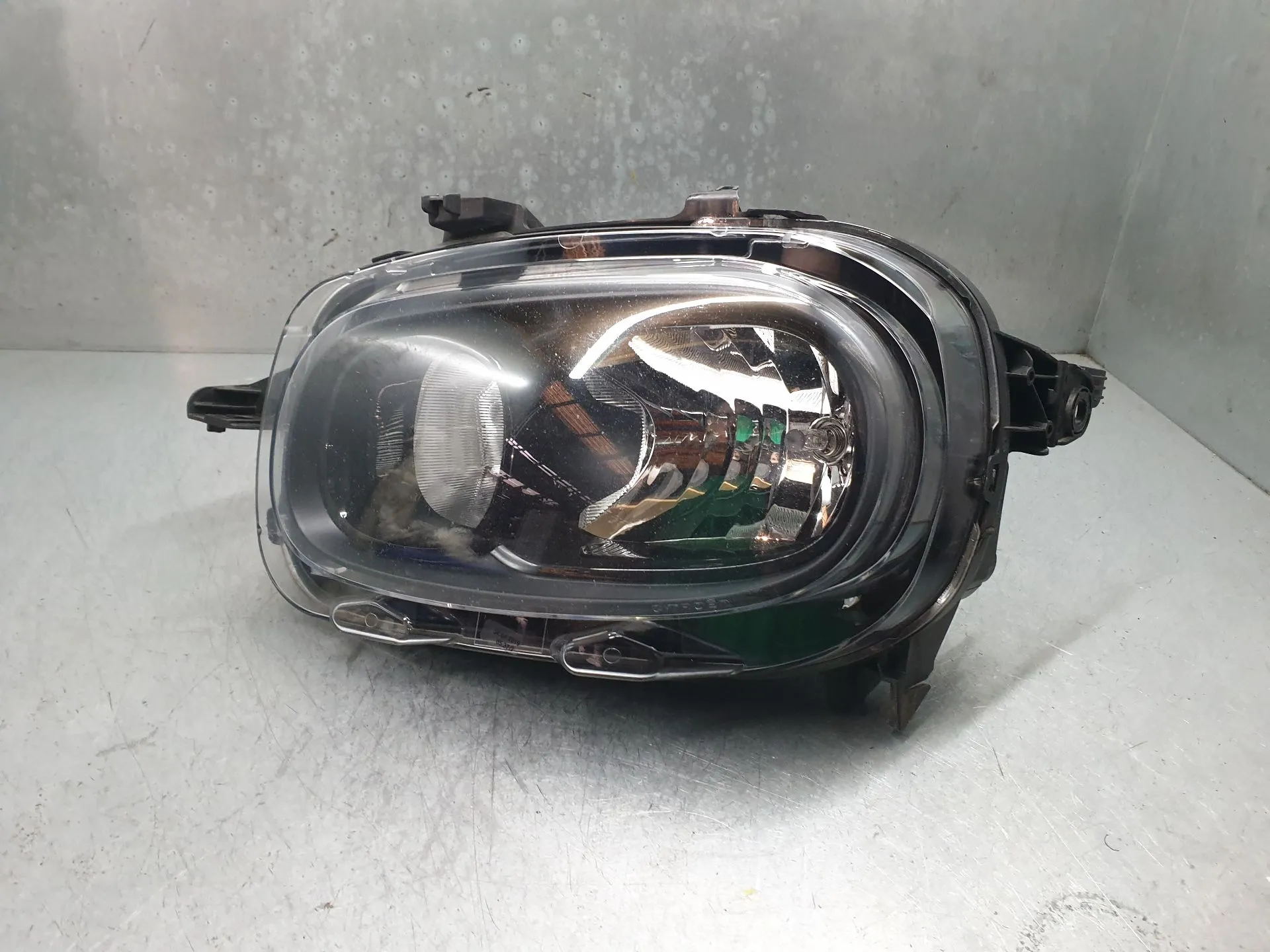 Left Headlight CITROËN C3 III (SX)