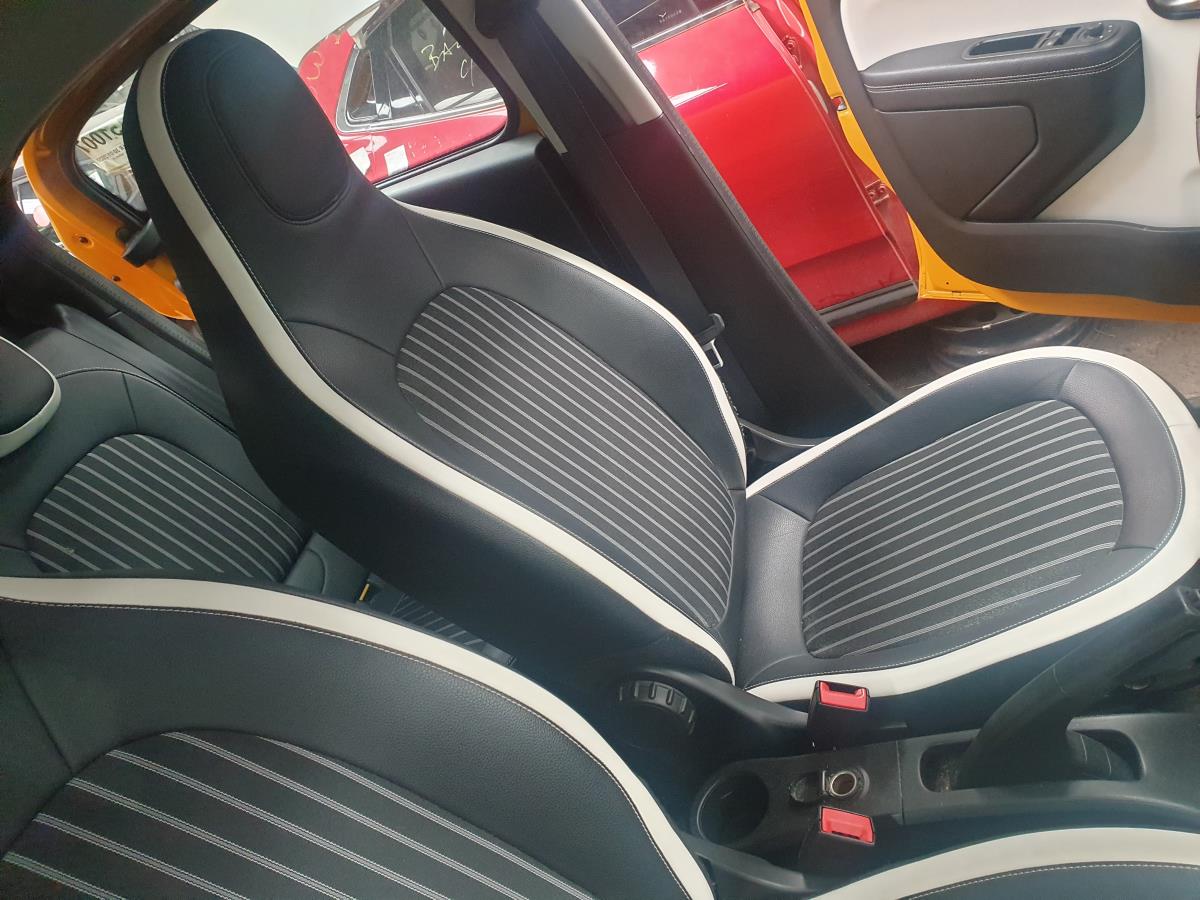 Banco frente esquerdo RENAULT Twingo III (BCM_)