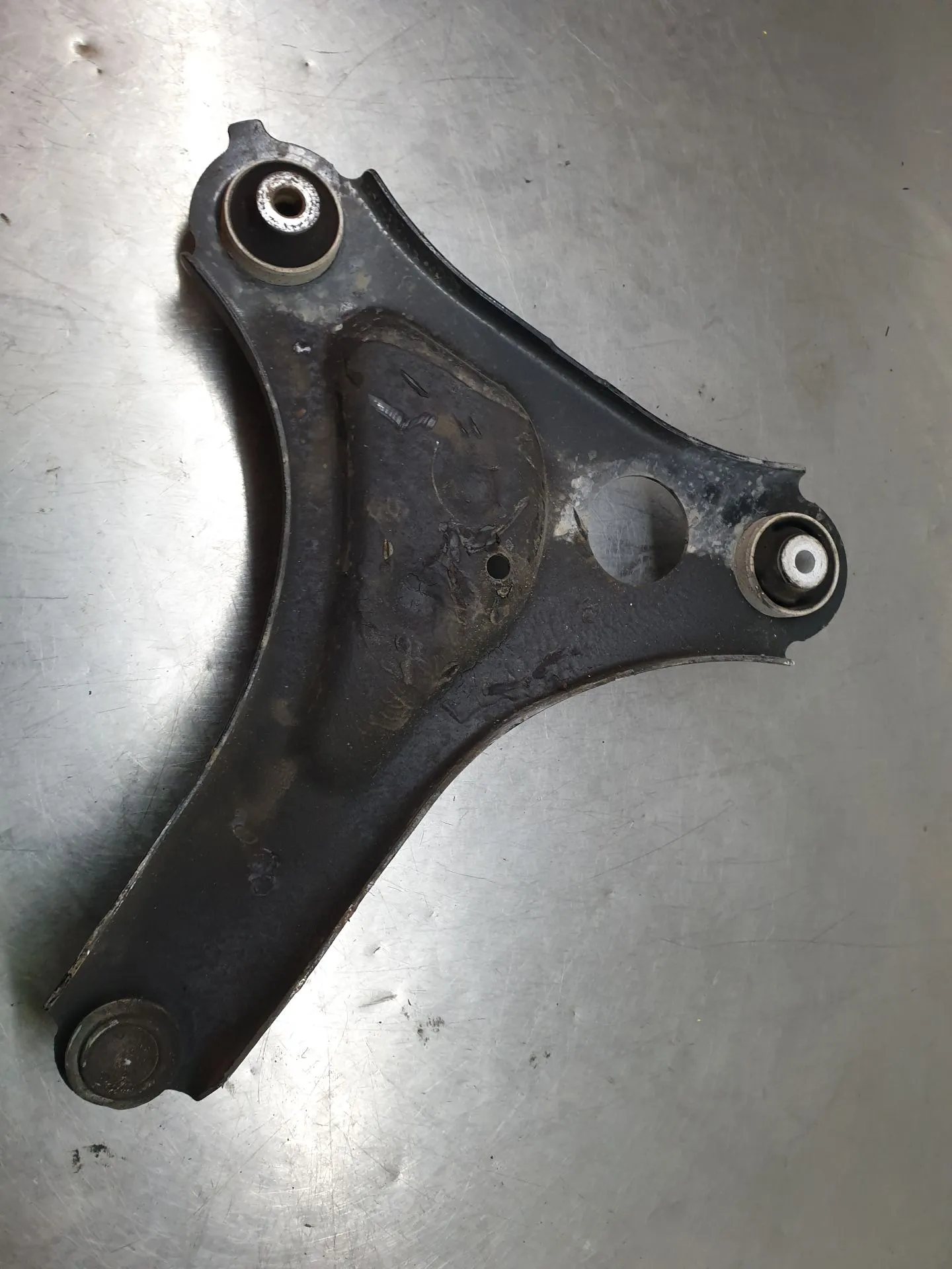 Braccio di sospensione anteriore sinistro RENAULT Twingo III (BCM_) Imagem-1