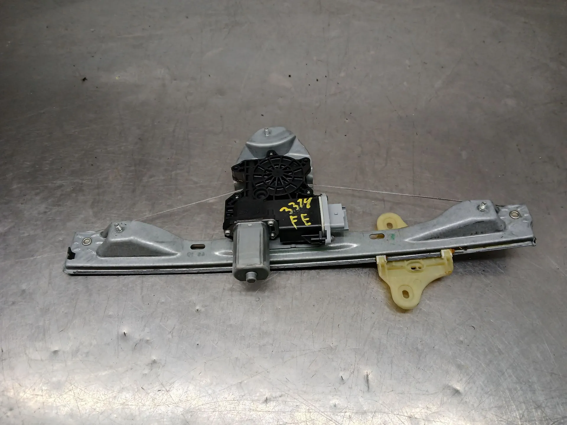 Elevador vidros frente esquerdo RENAULT Twingo III (BCM_)