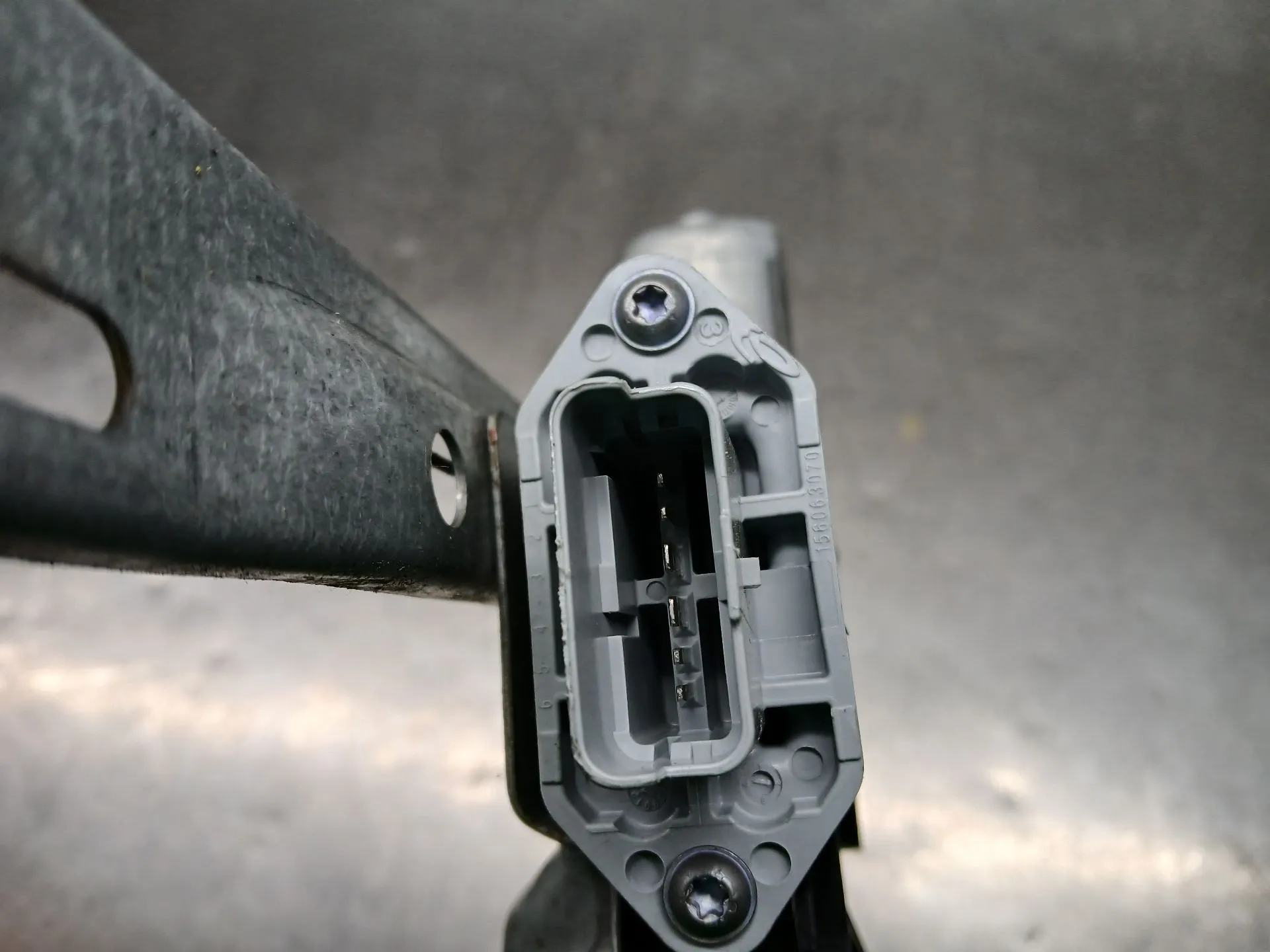 Elevador vidros frente esquerdo RENAULT Twingo III (BCM_) Imagem-3