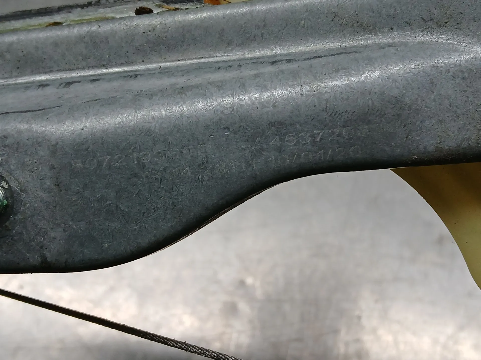 Elevador vidros frente esquerdo RENAULT Twingo III (BCM_) Imagem-4