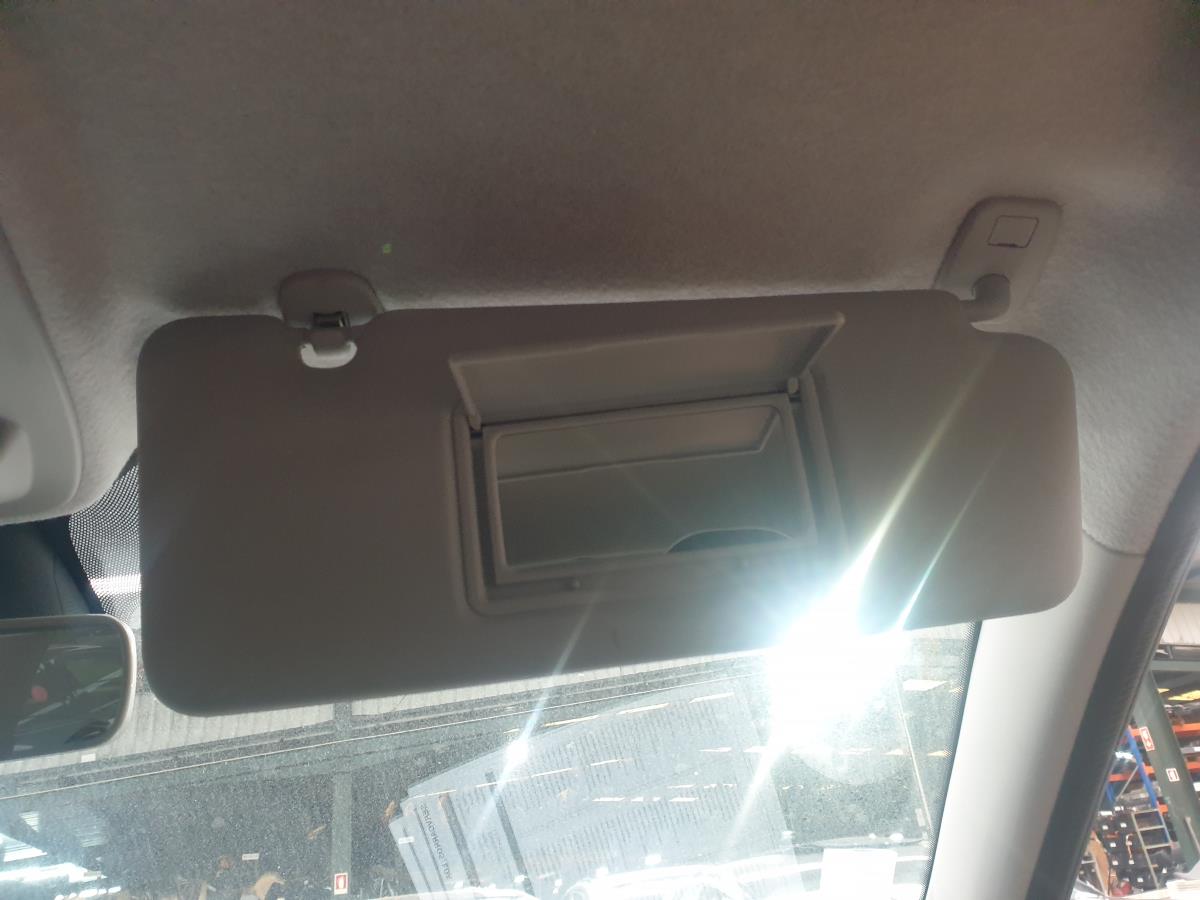 Parasol Derecho RENAULT Twingo III (BCM_) Imagem-2