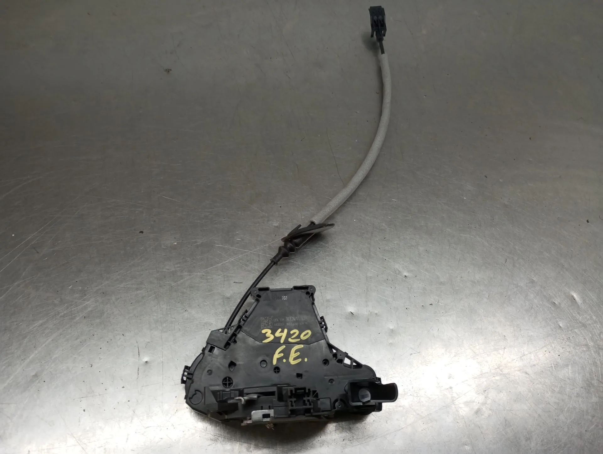 Serratura / chiusura porta anteriore sinistro RENAULT Captur II