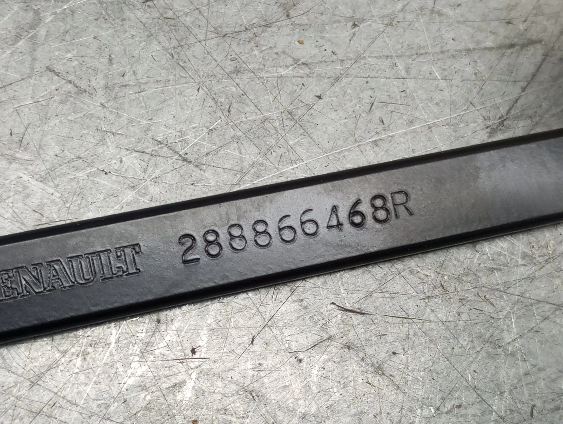 Braccio del tergicristallo anteriore destro RENAULT Captur II Imagem-1