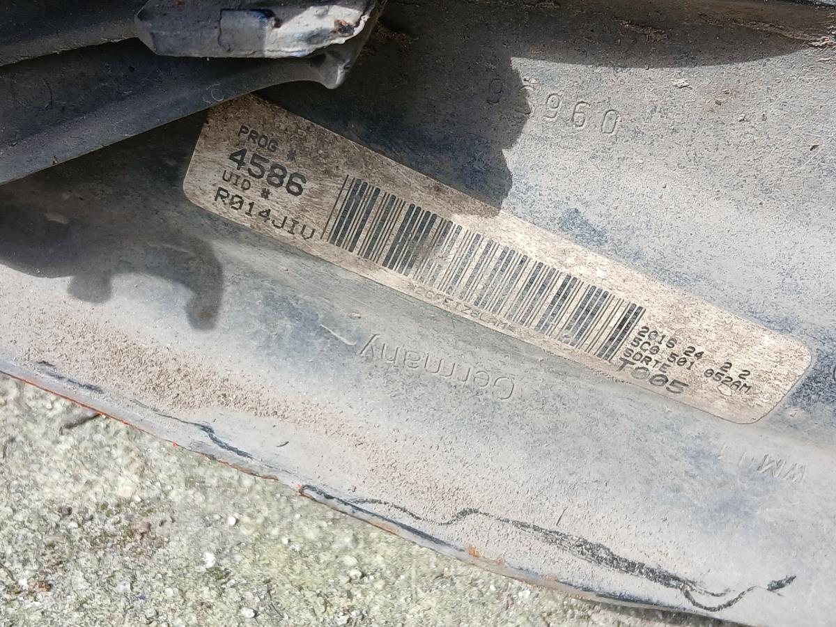 Braccio di sospensione posteriore destro VOLKSWAGEN Jetta IV (162, 163) Imagem-1