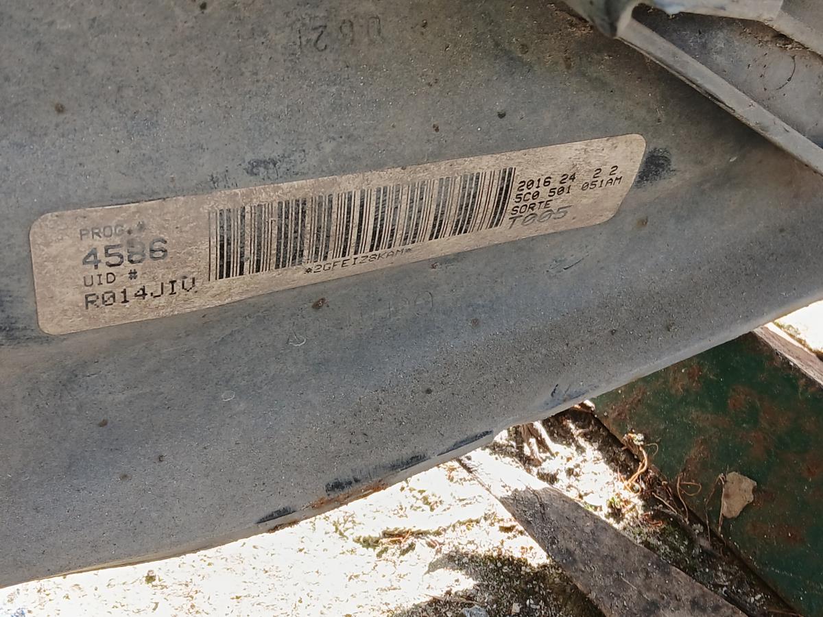 Braccio di sospensione posteriore sinistro VOLKSWAGEN Jetta IV (162, 163) Imagem-1