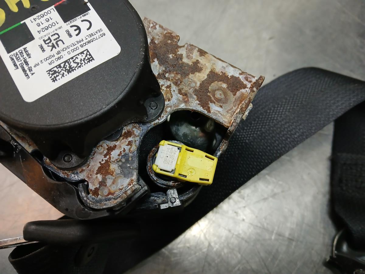 Pré-tensor cinto trás esquerdo RENAULT Clio V (BF_) Imagem-3