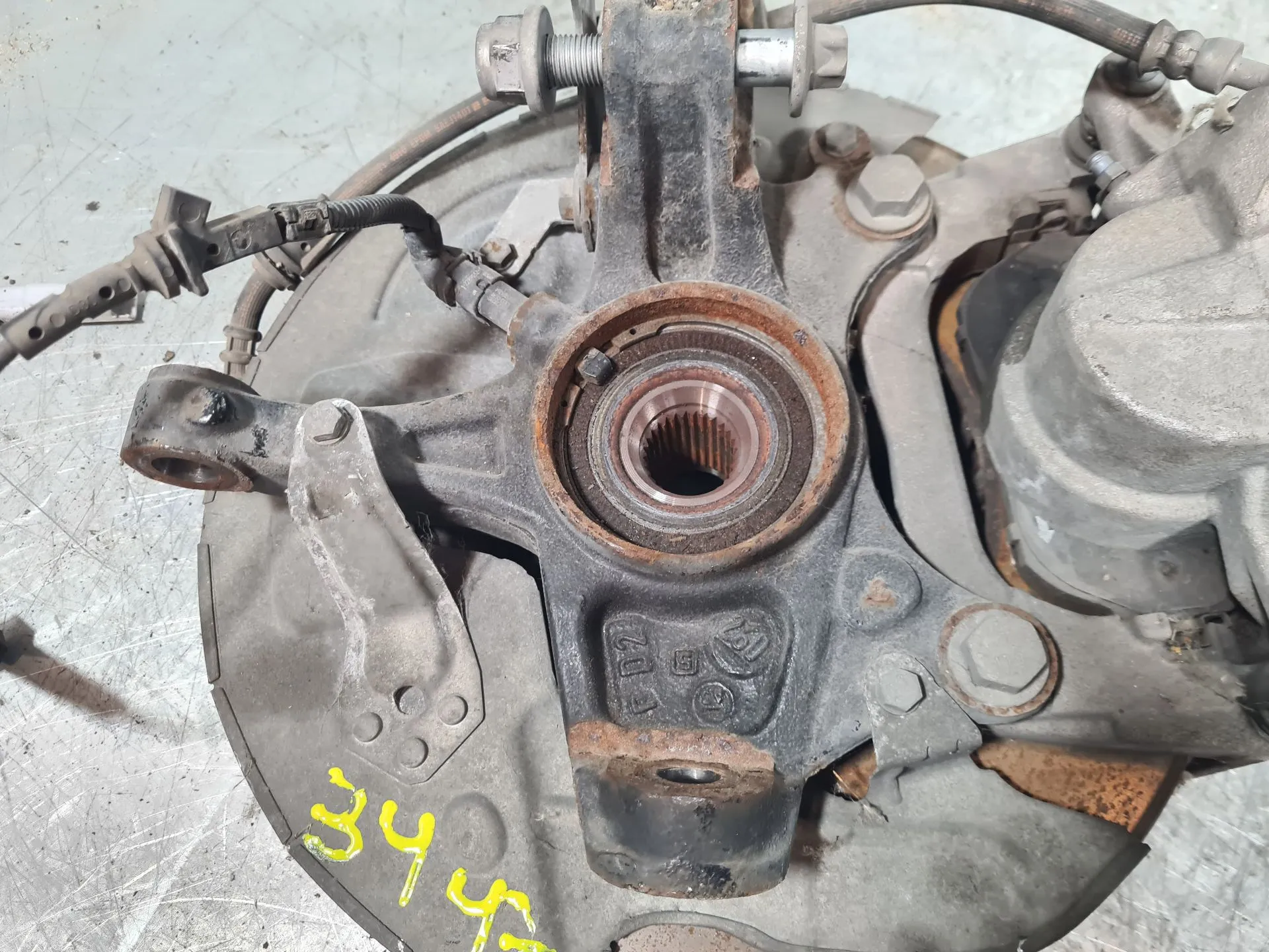 Fusello anteriore sinistro PEUGEOT 3008 II (M_) Imagem-1