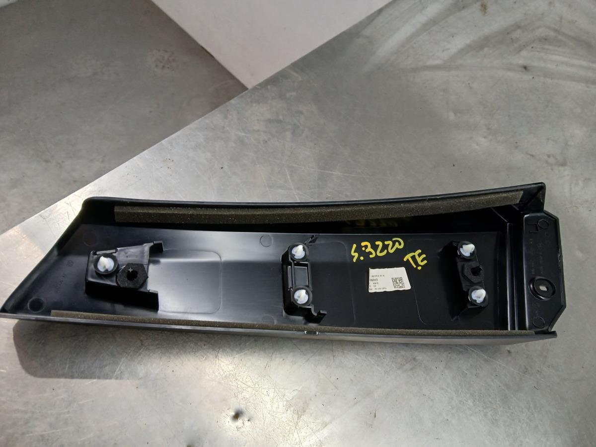 Friso Embelezador Esq Pilar/Porta DACIA Jogger Imagem-1