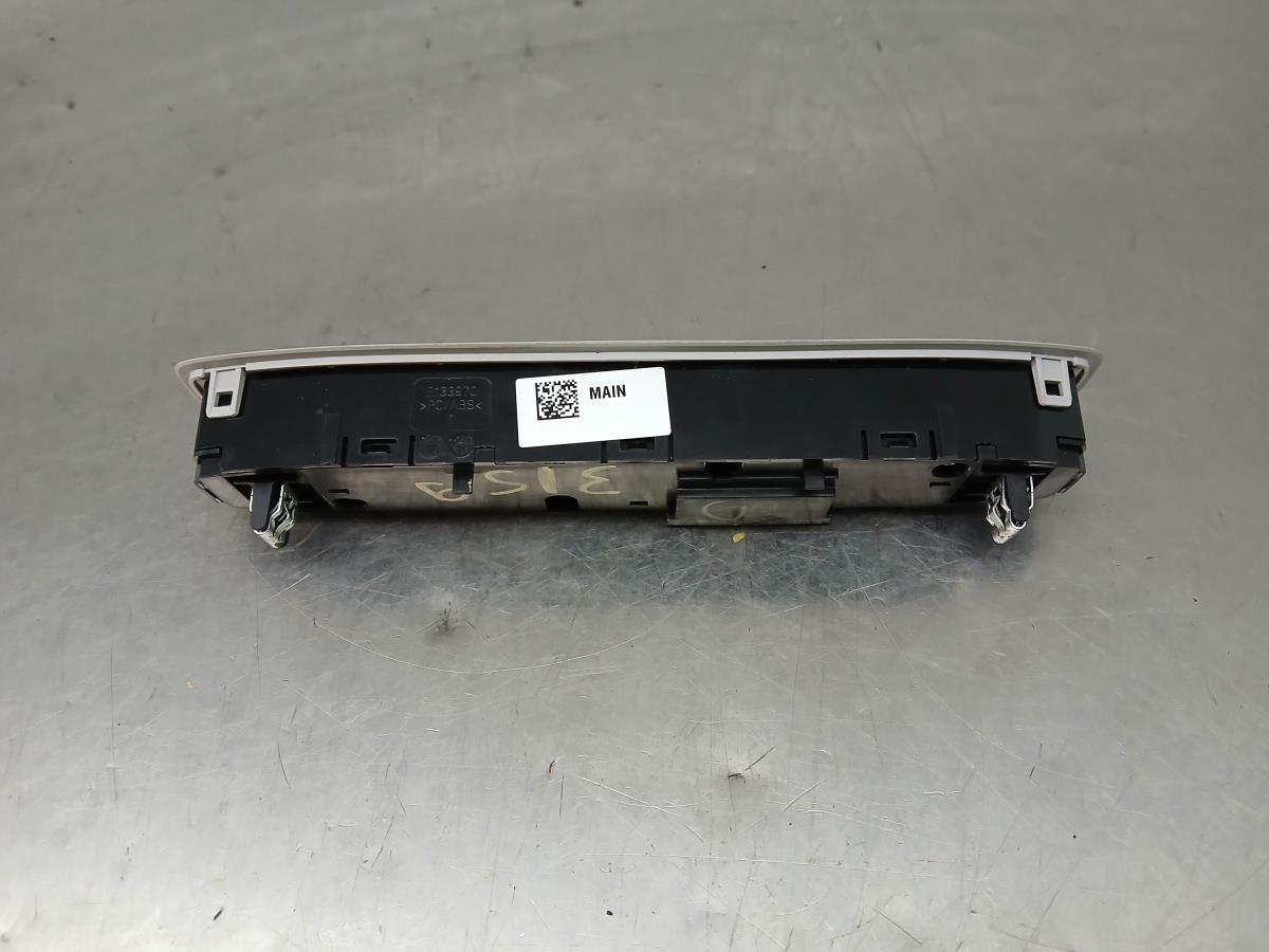 Plafonier trás TESLA Model 3 (5YJ3) Imagem-2