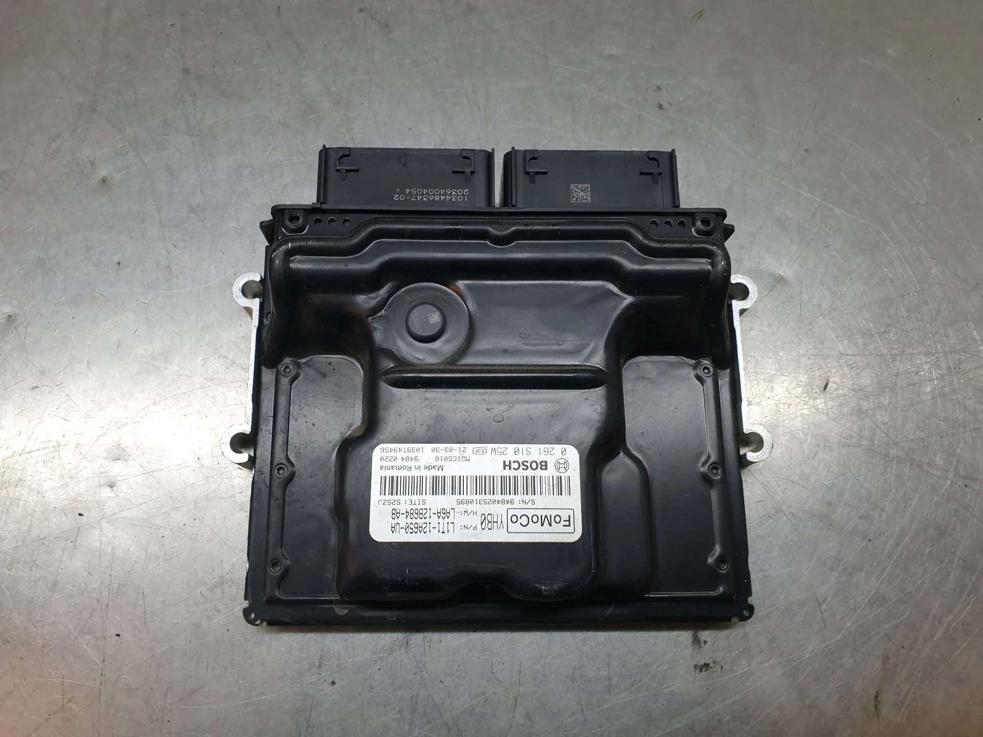 Centralina motor / ECU FORD Puma (J2K, CF7)