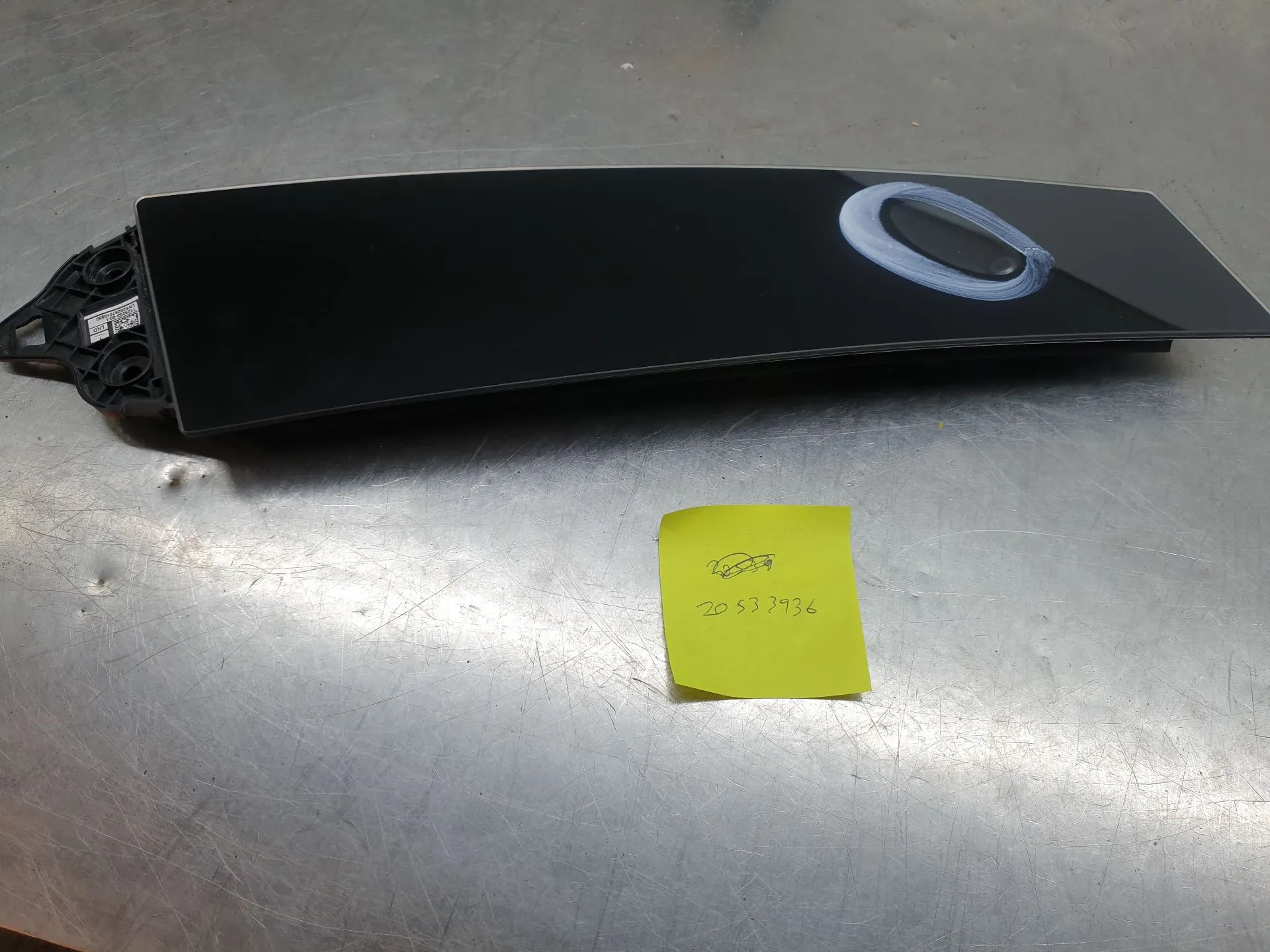 Friso Embelezador Esq Pilar/Porta TESLA Model 3 (5YJ3)