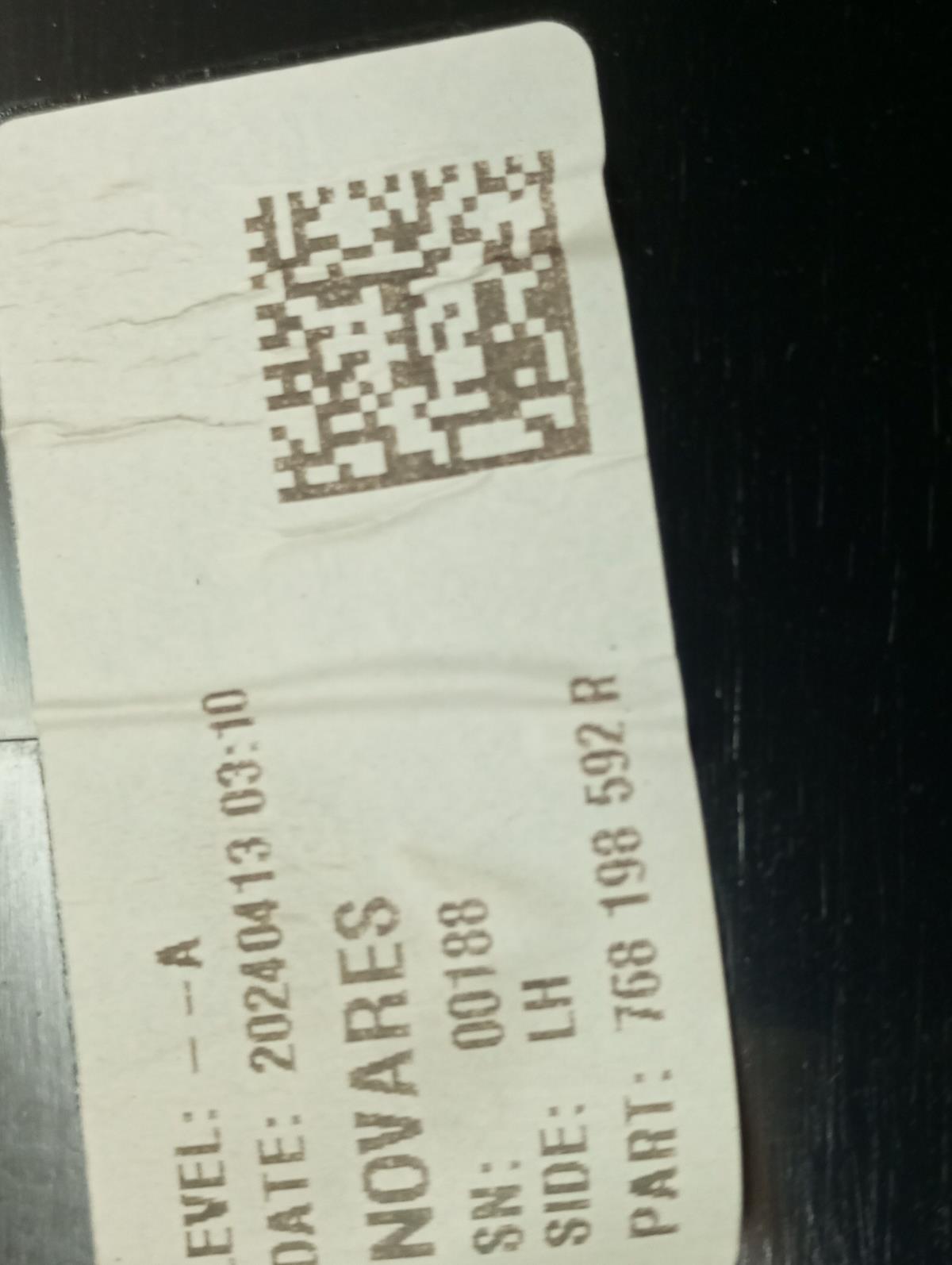 Friso Embelezador Esq Pilar/Porta DACIA Jogger Imagem-2