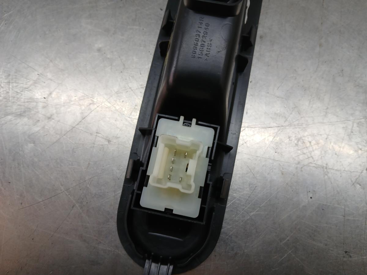 Mando / interruptor elevalunas delantero derecho RENAULT Twingo III (BCM_) Imagem-1