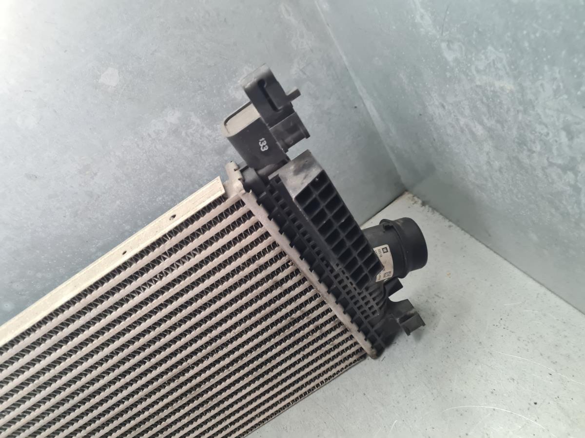Radiateur d'intercooler OPEL Astra J Imagem-2