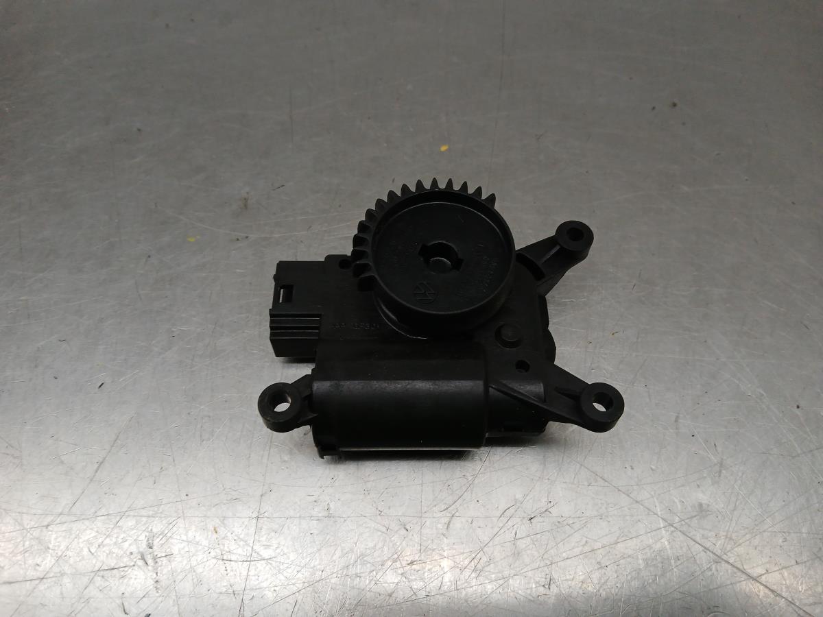 Motor del compuerta de la calefacción AUDI A1 Sportback (8XA, 8XF) Imagem-1
