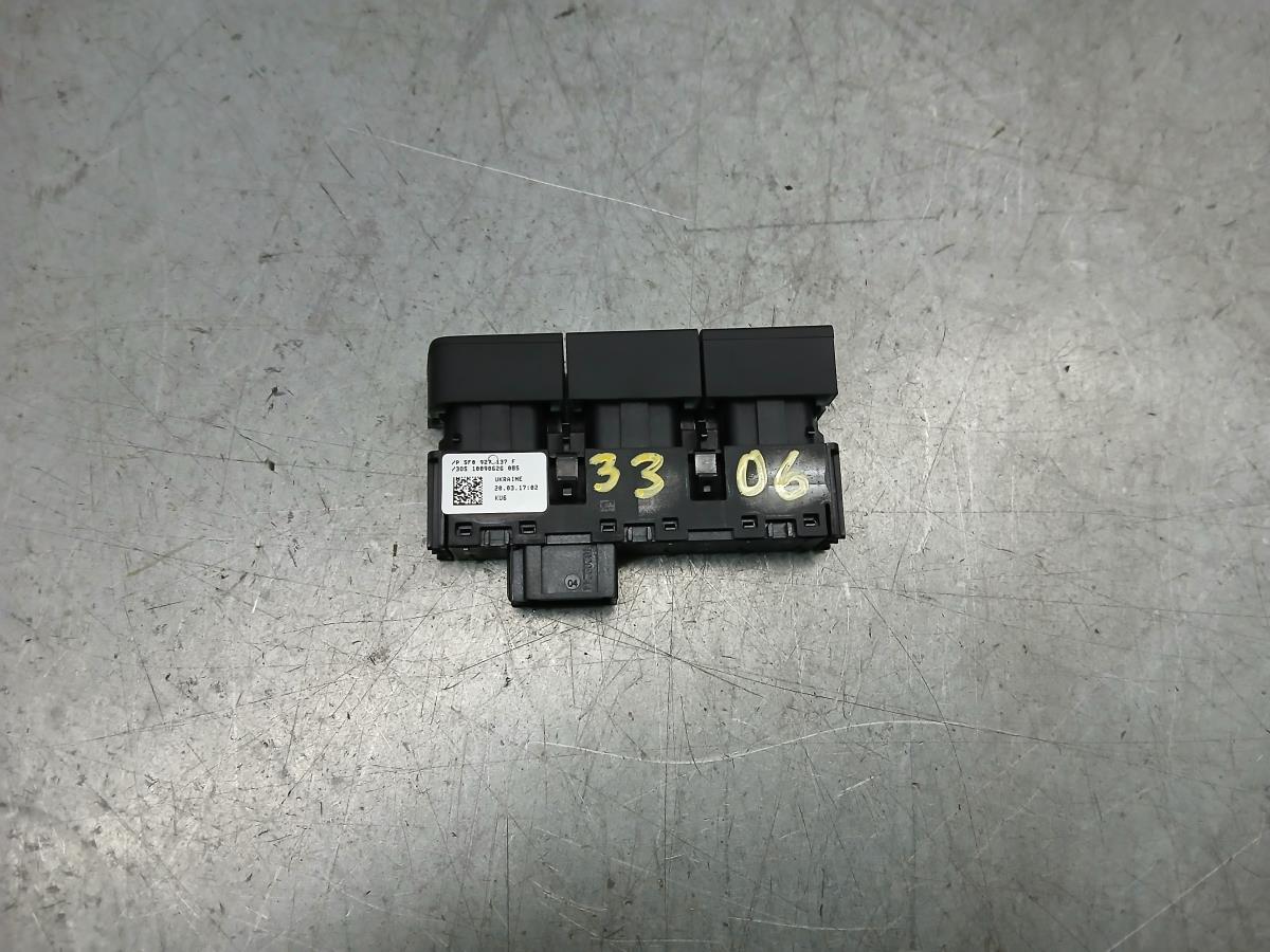 Comando / botão / interruptor multifunções SEAT Leon (5F1) Imagem-1