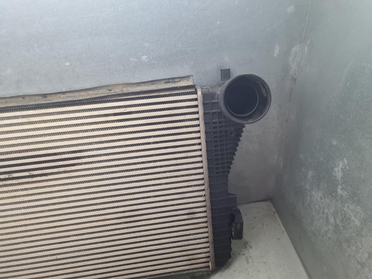 Intercooler VOLKSWAGEN Caddy III Kombi (2KB, 2KJ, 2CB, 2CJ) Imagem-2